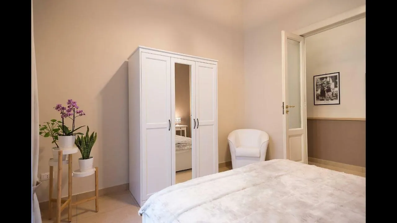 Civico118 Short Lets Apartment Naples